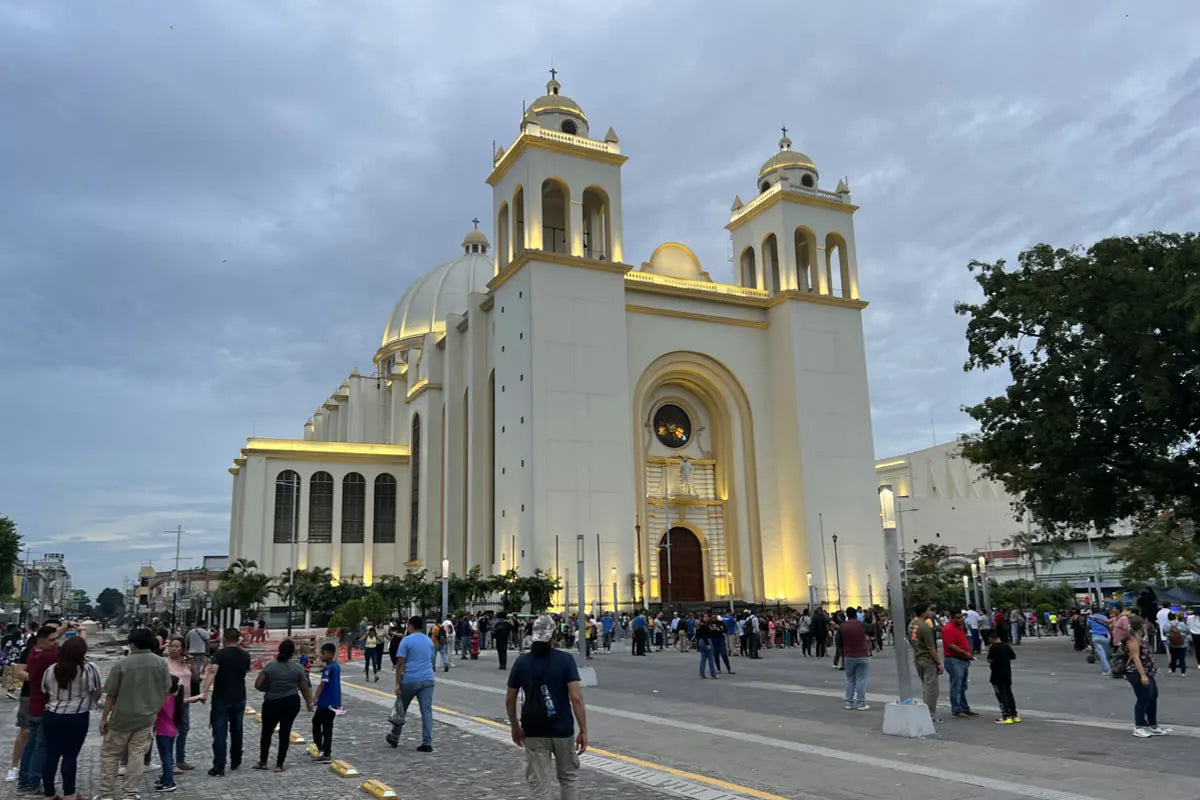 El Salvador landmark travel destination